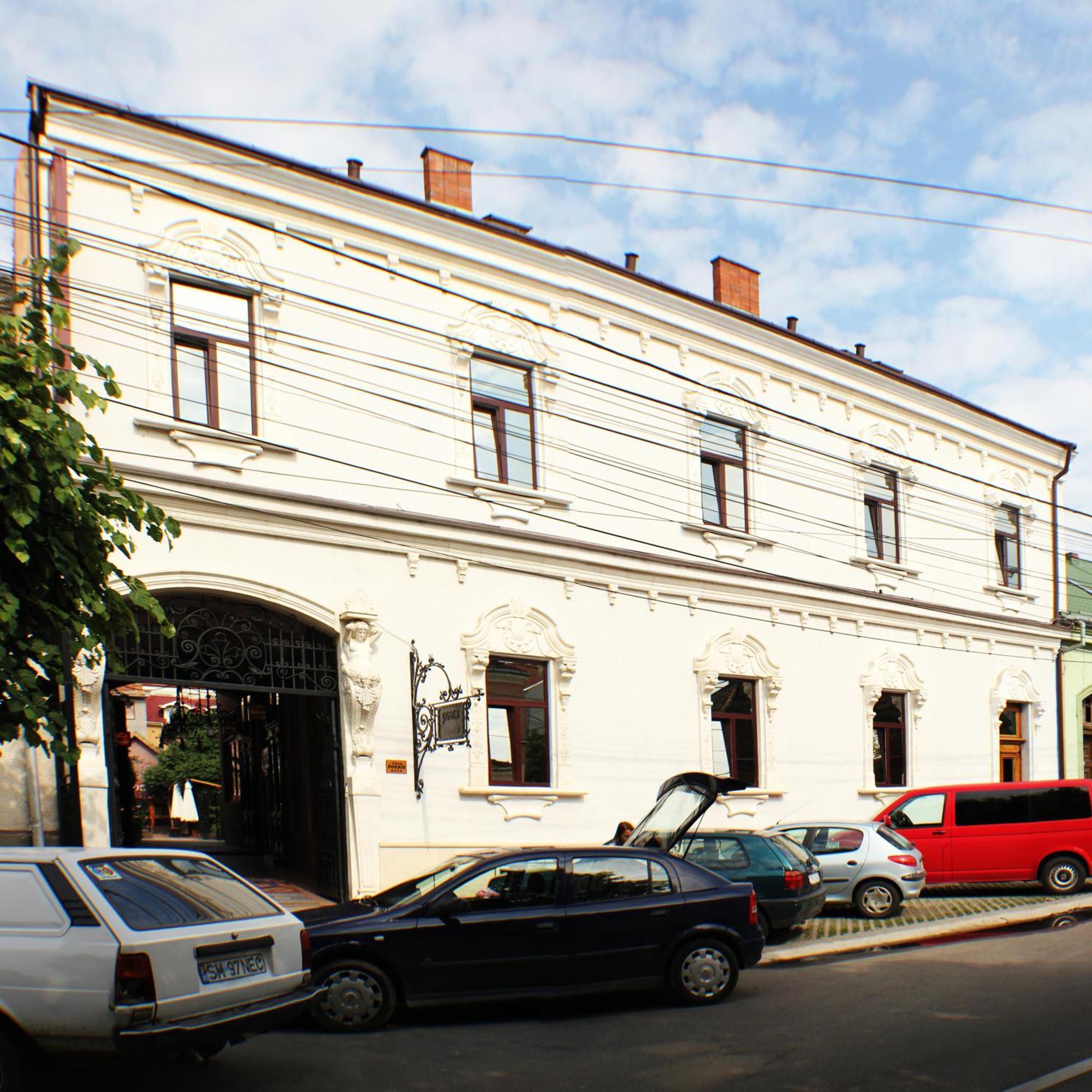 Hotel Poesis Satu Mare Exterior photo